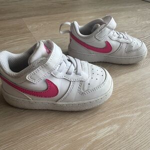 Nike Kids Sneakers White and Pink
